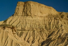 desert-bardenas-espagne-montagne-ravinée-paysage-photo-